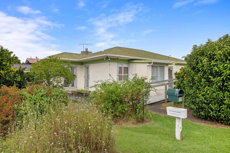 19 Estuary Road, Weymouth, Auckland - Carousel 2