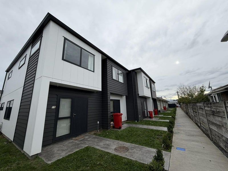 10/36 Camp Street, Trentham, Upper Hutt, Wellington - Carousel 16
