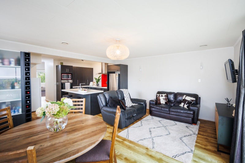 88A Brightwater Terrace, Terrace End, Palmerston North - Carousel 2