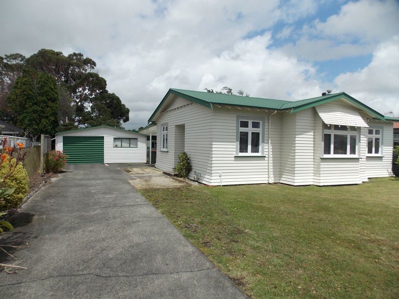 5 Clausen Street, Takaro, Palmerston North - Carousel 17