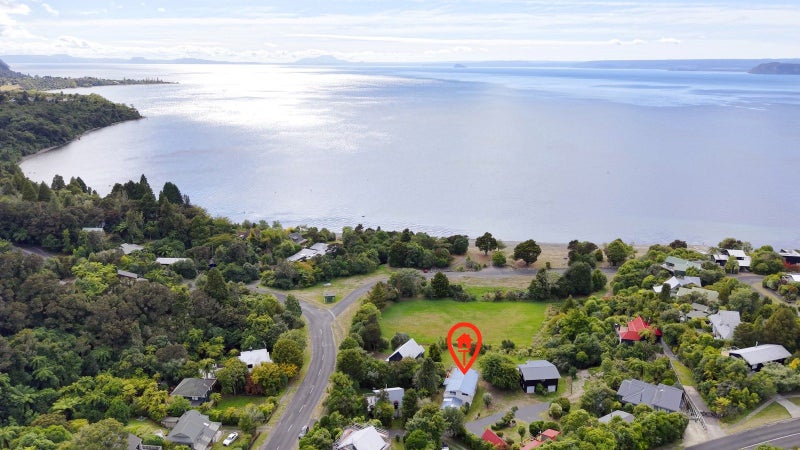 64 Kaiuru Avenue, Pukawa Bay, Tūrangi - Carousel 2