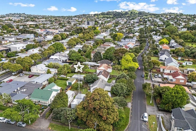 78 Grey Street, Onehunga, Auckland - Carousel 1