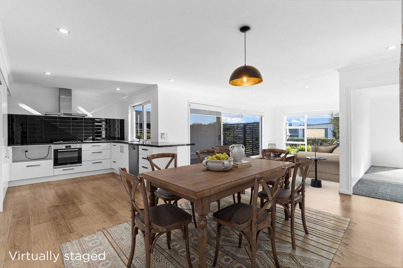 10 Wentworth LANE, Waiwhakaiho, New Plymouth - Carousel 2