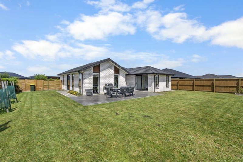 14 Lesser Close, Rolleston, Rolleston - Carousel 1