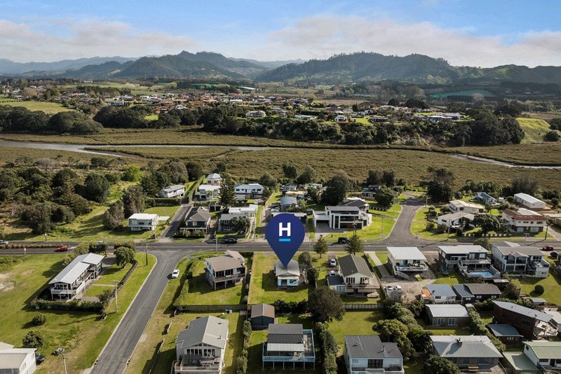 283 Seaforth Road, Waihi Beach - Carousel 21