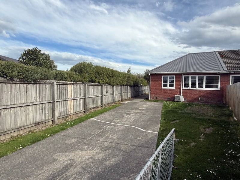 9 Rowe Place, Burwood, Christchurch - Carousel 1