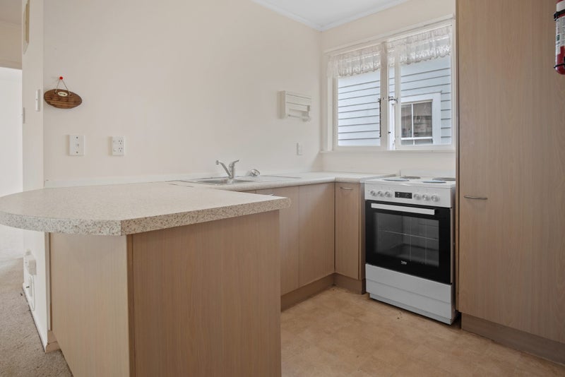 71B Commercial Road, Helensville, Helensville - Carousel 2