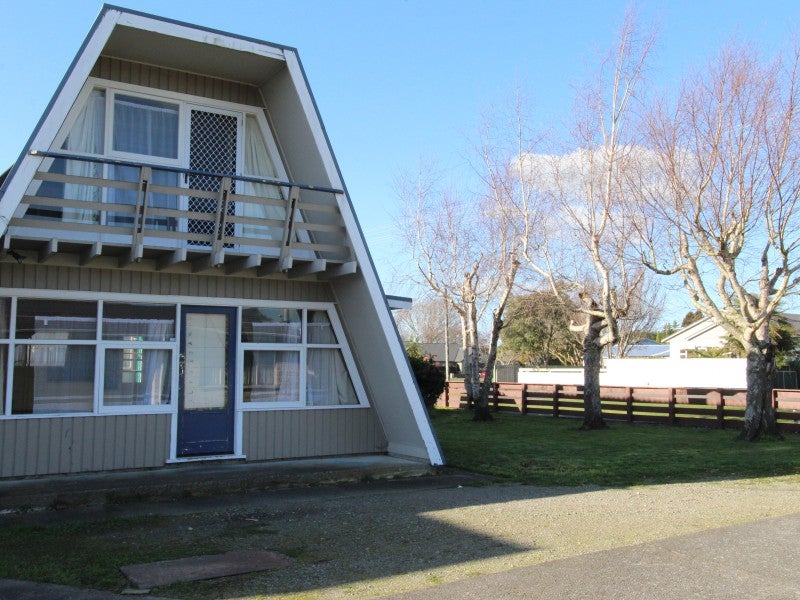 20 Tyndall Street, Pahiatua - Carousel 11