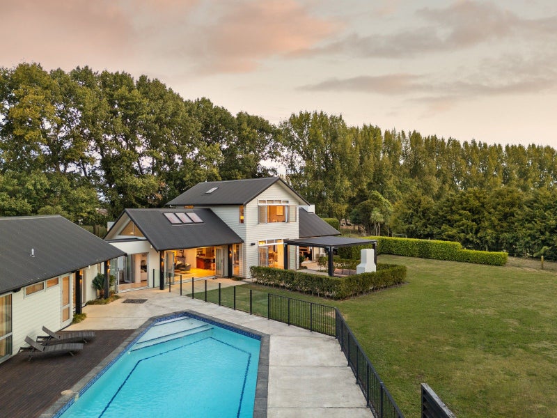 295D Sainsbury Road, Puketaha, Hamilton - Carousel 1