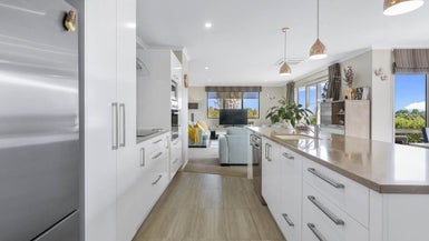 22 Vista Close, Omokoroa, Omokoroa - Carousel 1