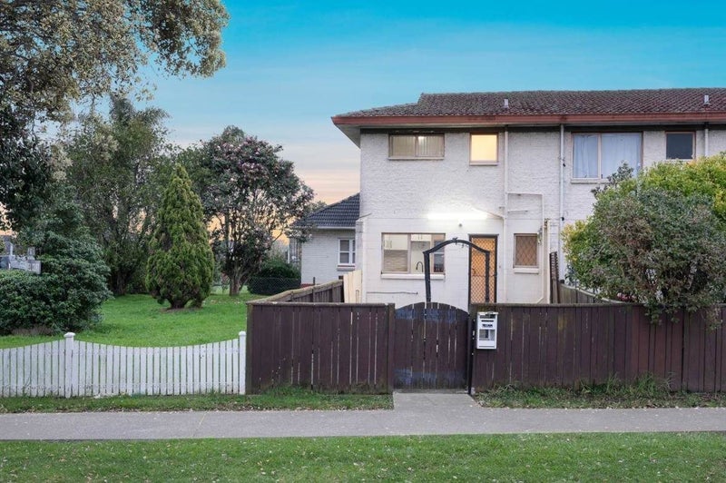 1/62 Great South Road, Papatoetoe, Auckland - Carousel 1