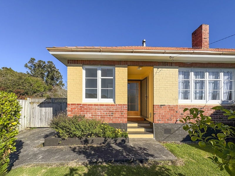 10 Clapham Place, Whanganui East, Whanganui - Carousel 1