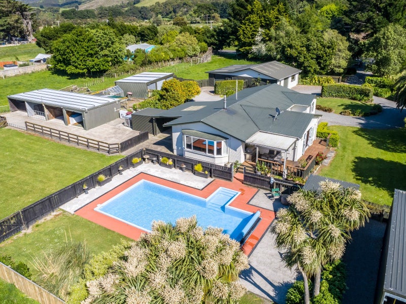 49 Western Lake Road, Western Lake, Featherston - Carousel 1