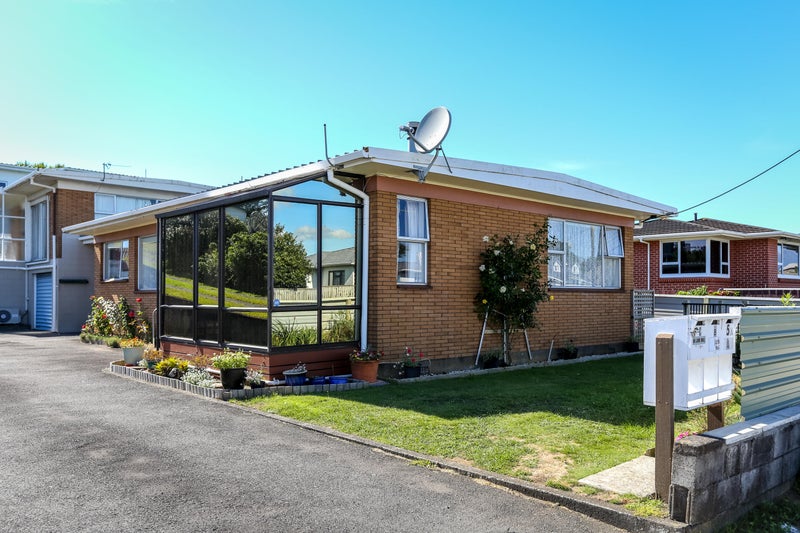 5A Waimea ST, Westown, New Plymouth - Carousel 1