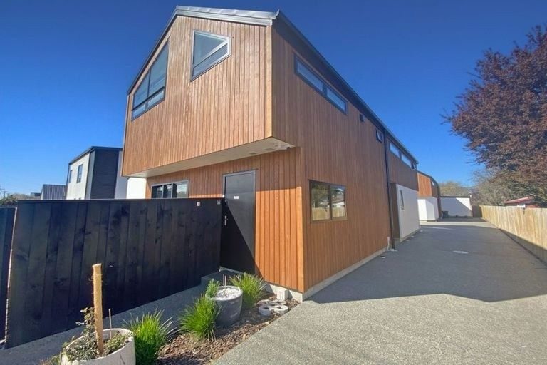 1/124 Milton Street, Somerfield, Christchurch - Carousel 1