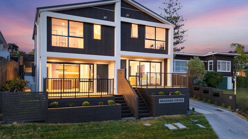 6/31 Braemar Road, Rothesay Bay, Auckland - Carousel 1