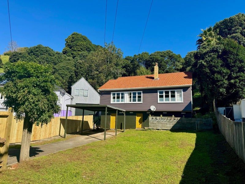 15 Connolly Avenue, Mount Roskill, Auckland - Carousel 1