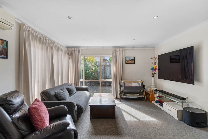 2 Matata Street, Blockhouse Bay, Auckland - Carousel 2