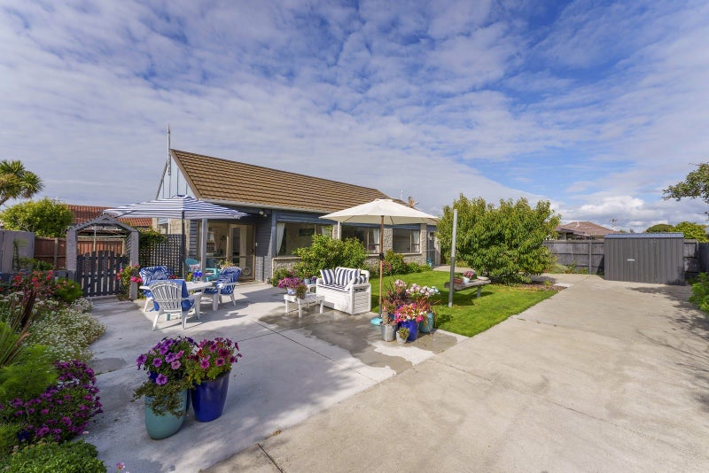 14 Howe Street, New Brighton, Christchurch - Carousel 1