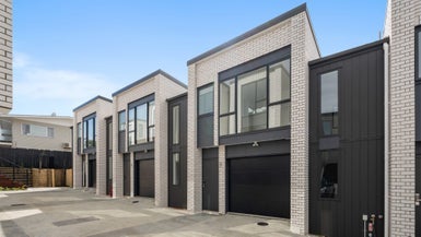 8/36 Thatcher Street, Mission Bay, Auckland - Carousel 1