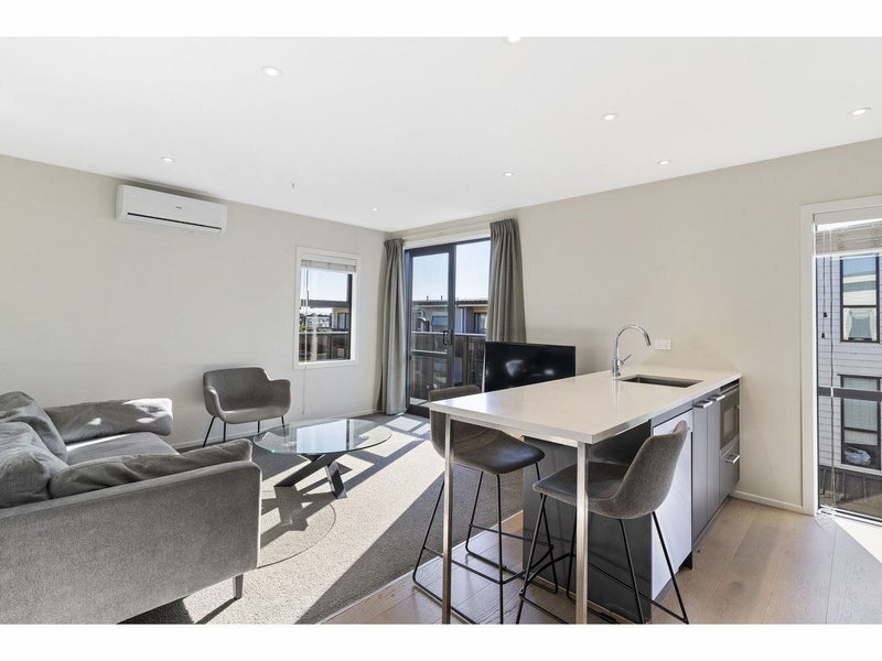 201/69E Hall Avenue, Mangere, Auckland - Carousel 2