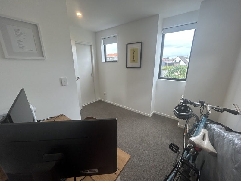 9E Playfair Road, Mount Roskill, Auckland - Carousel 18