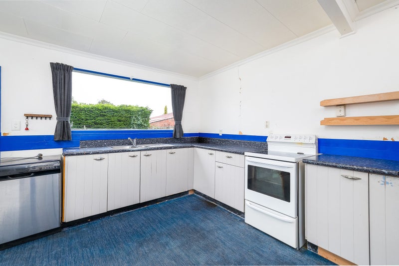 146 High Street, Waimate, Waimate - Carousel 2