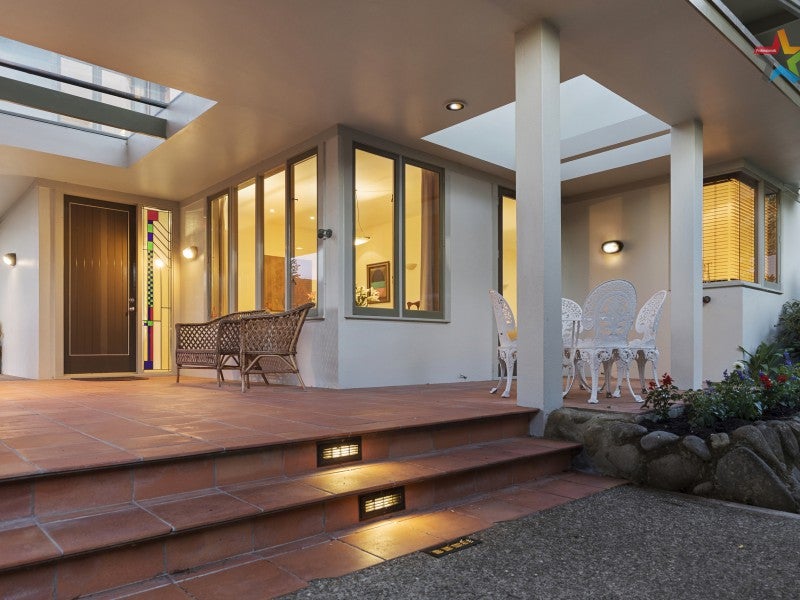 437 Muritai Road, Eastbourne, Lower Hutt - Carousel 1