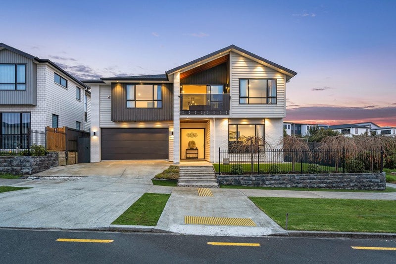 25 Lime Hill Rise, Flat Bush, Auckland - Carousel 1