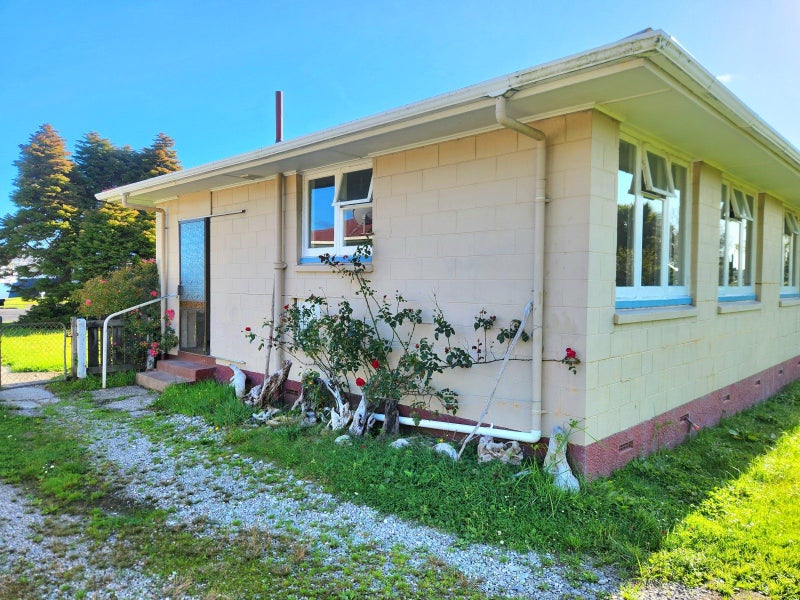 9 Barkley Place, Cobden, Greymouth - Carousel 17