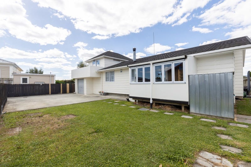 11 Perrin Place, Kelvin Grove, Palmerston North - Carousel 13