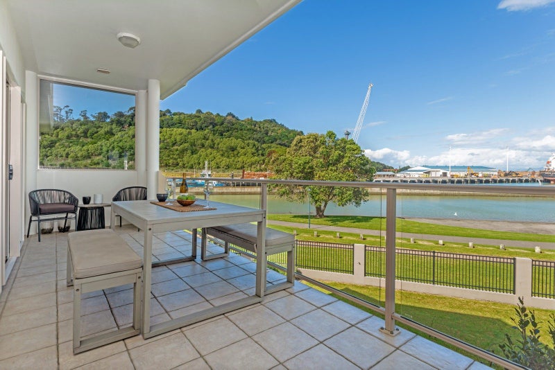 20/100 Customhouse Street, Gisborne, Gisborne - Carousel 23