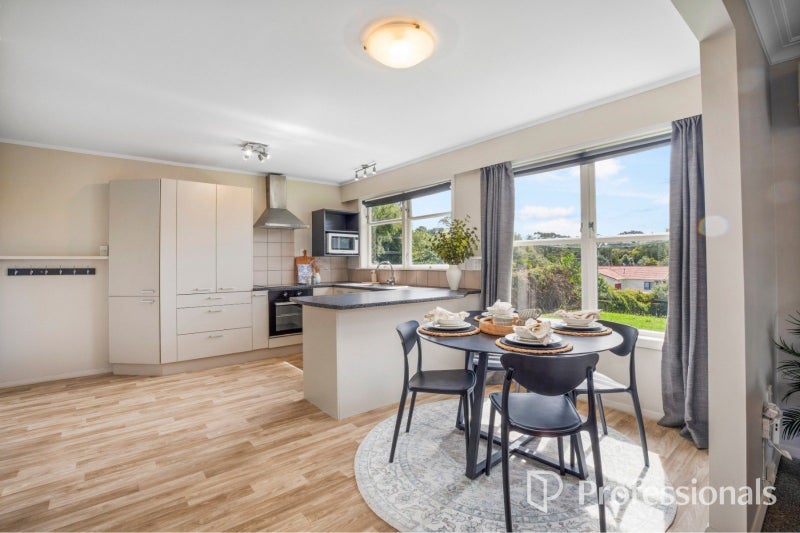 31 Rimu Road, Raumati Beach, Paraparaumu - Carousel 2