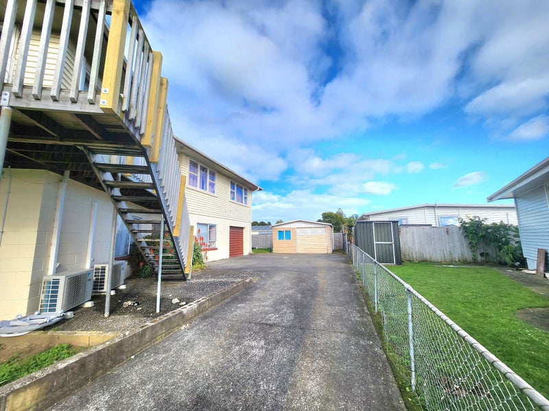 2/23 Claymore Street, Manurewa, Auckland - Carousel 2