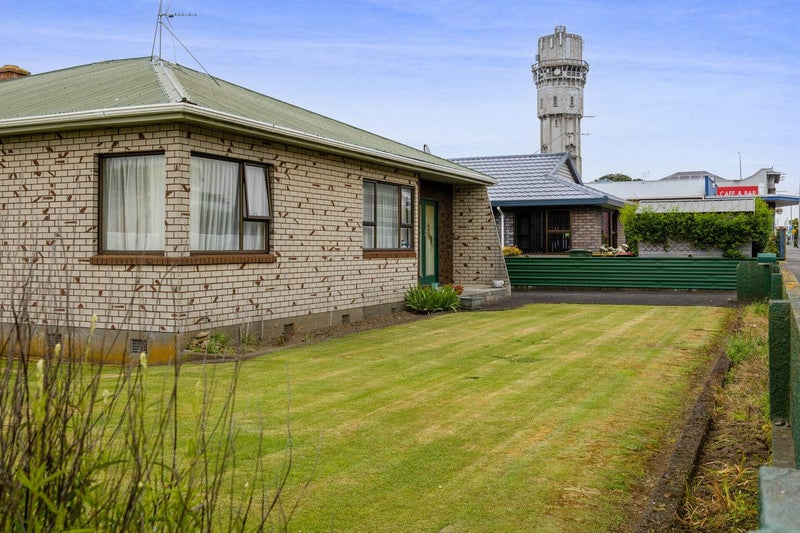 35 High Street, Hawera - Carousel 2