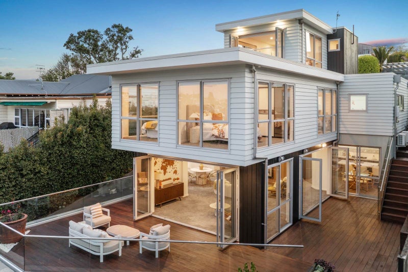 6A Dingle Road, St Heliers, Auckland - Carousel 2