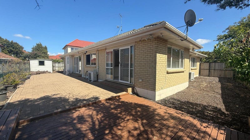 186 Botany Rd, Botany Downs, Manukau City, Auckland - Carousel 23