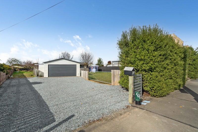 Property Valuation for 319 High Street South, Carterton, Carterton