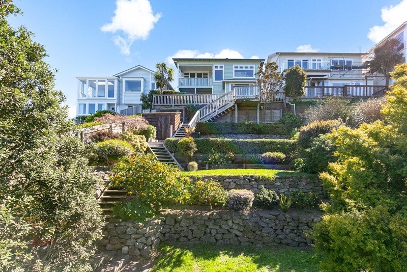 111 Overtoun Terrace, Hataitai, Wellington - Carousel 2