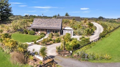 78 Waitarere Rise Avenue, Waitarere, Levin - Carousel 1