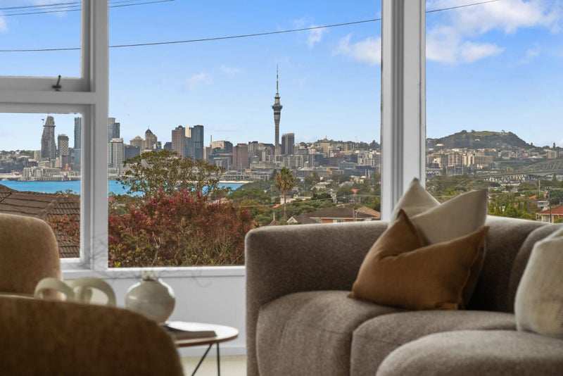 95 Ocean View Road, Hillcrest, Auckland - Carousel 2