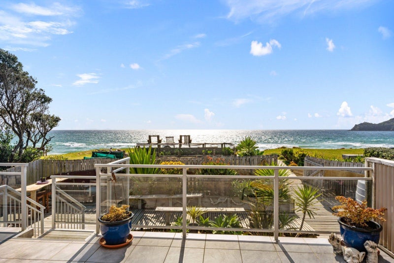 10 Hall Road, Pataua North, Whangarei - Carousel 1