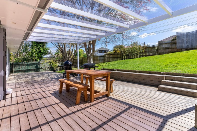 64 Taupo Street, Green Bay, Auckland - Carousel 1