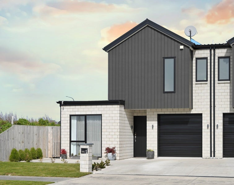 2/10 Bourn Heath Drive, Rototuna North, Hamilton - Carousel 1