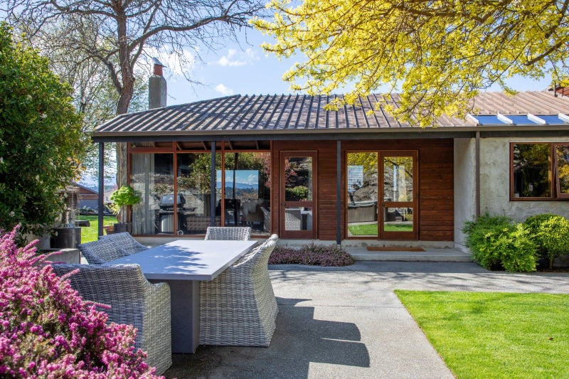38 O'Neill Crescent, Bridge Hill, Alexandra - Carousel 2