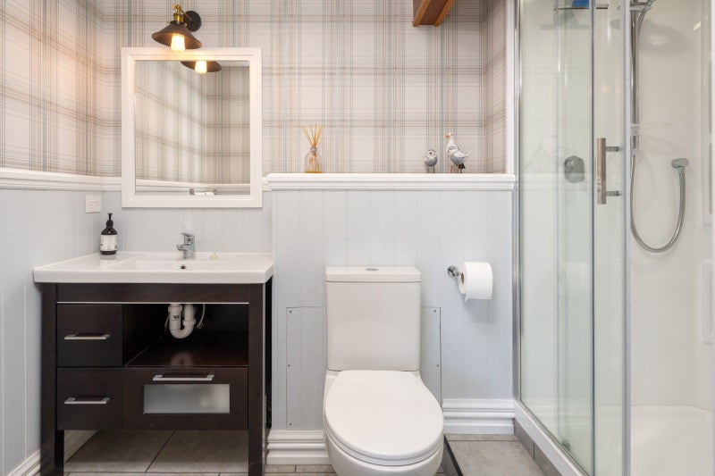 5 Taranaki Street, Picton - Carousel 29