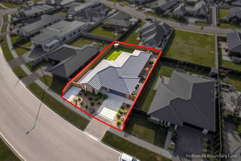 29 Whitehorn Drive, Lincoln, Lincoln - Carousel 2