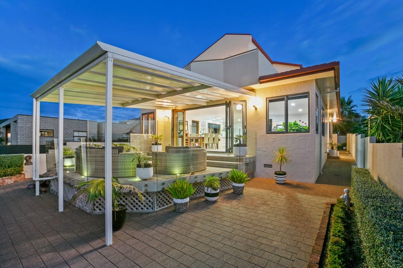 46 Whiteley Street, Moturoa, New Plymouth - Carousel 1