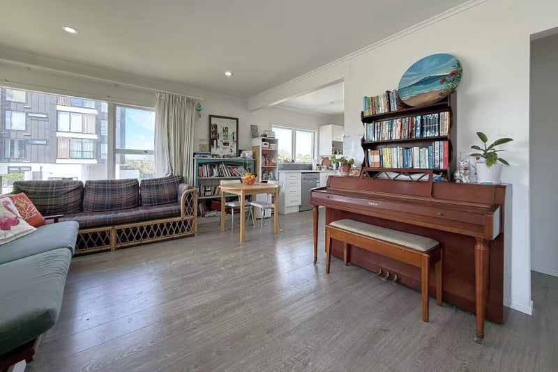 1/41 Anzac Street, Takapuna, Auckland - Carousel 2