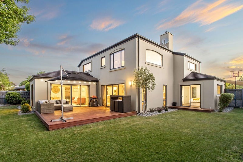 6 Primrose Hill Lane, Casebrook, Christchurch - Carousel 1